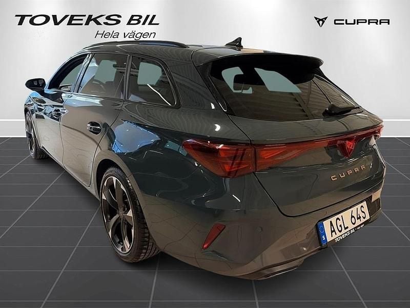 Begagnad Cupra Leon 150 HK (110 kW) 2025 Fiord blue