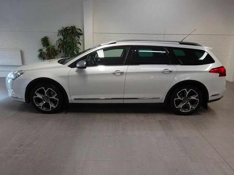 Vit Begagnad 2015 Citroën C5 Kombi | 87 900 kr (Marknadspris) - Bild 1/4
