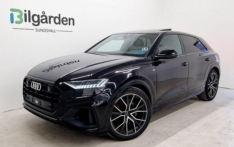 Svart Begagnad 2018 Audi Q8 S-Line SUV | 629 000 kr (Lite dyr) - Bild 1/4