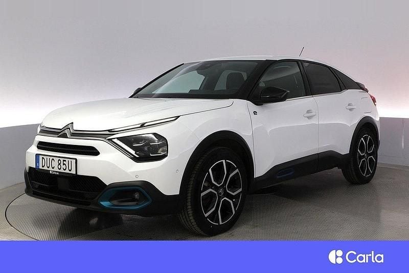 Vit Begagnad 2022 Citroën e-C4 Shine Halvkombi | 203 900 kr (Marknadspris) - Bild 1/3