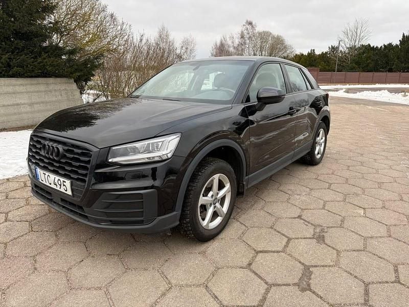 Begagnad Audi Q2 Proline 150 HK (110 kW) 2018 Svart SUV