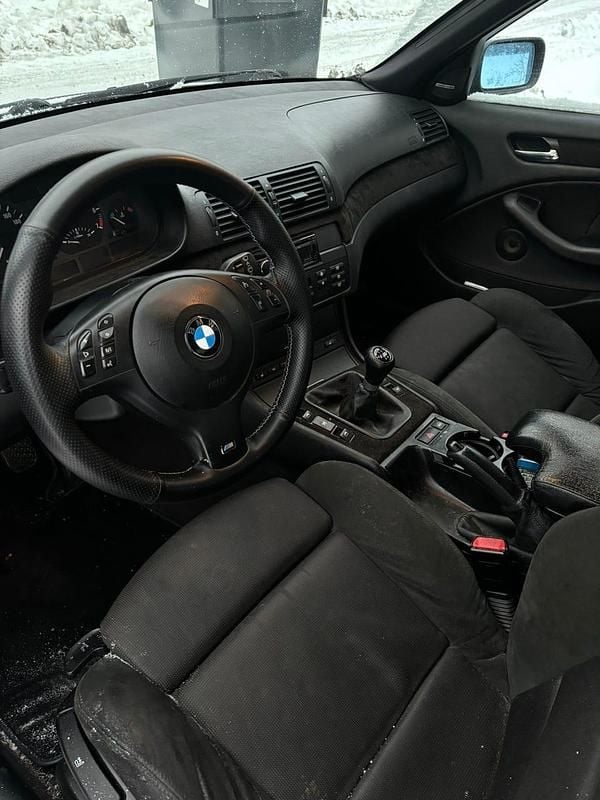 Begagnad BMW 320 170 HK (125 kW) 2004 Sedan