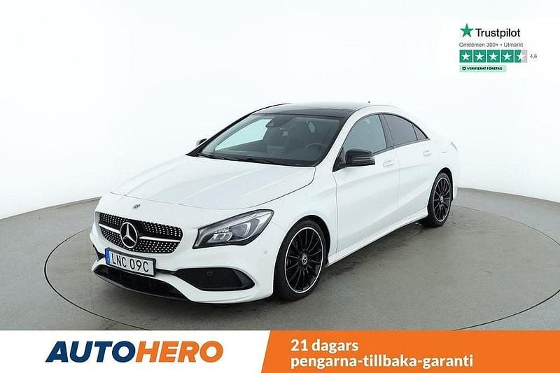 Vit Begagnad 2019 Mercedes CLA200 AMG line Sportkupé | 237 000 kr (Marknadspris) - Bild 1/4