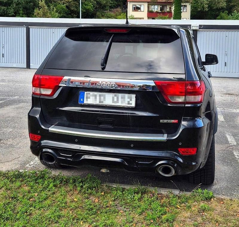 Begagnad Jeep Grand Cherokee SRT 468 HK (344 kW) 2013 Svart SUV