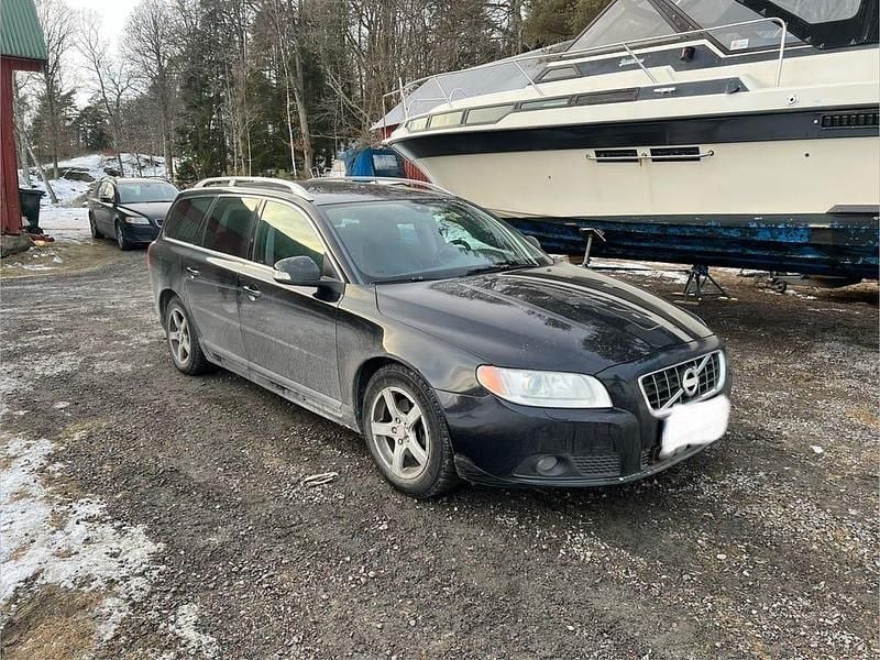 Begagnad Volvo V70 109 HK (80 kW) 2011 Svart metallic Kombi