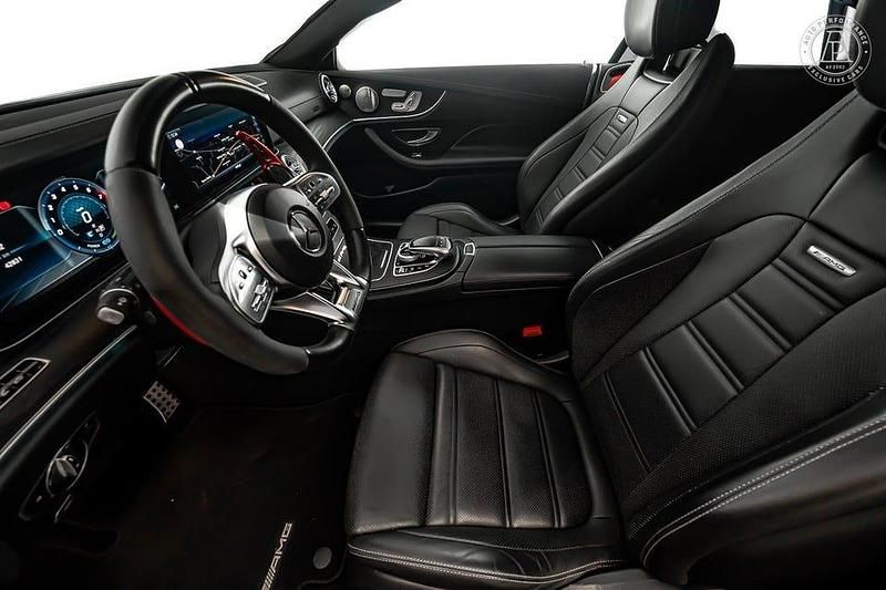 Begagnad Mercedes E53 AMG AMG 435 HK (319 kW) 2019 Silver Sportkupé