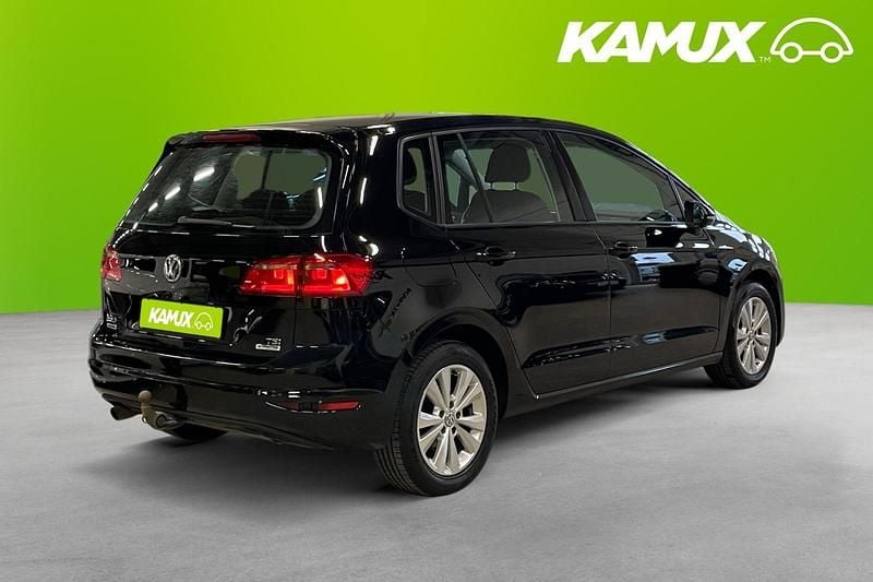 Begagnad VW Golf VII 110 HK (80 kW) 2016 Svart Halvkombi