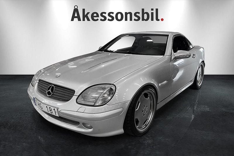 Silver Begagnad 2000 Mercedes SLK320 Cab | 99 000 kr - Bild 1/4