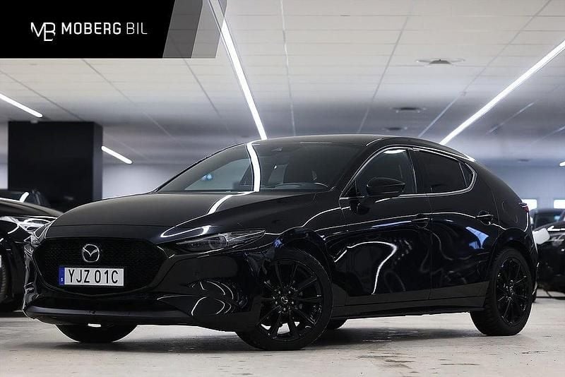 Begagnad Mazda 3 180 HK (132 kW) 2019 Svart Halvkombi