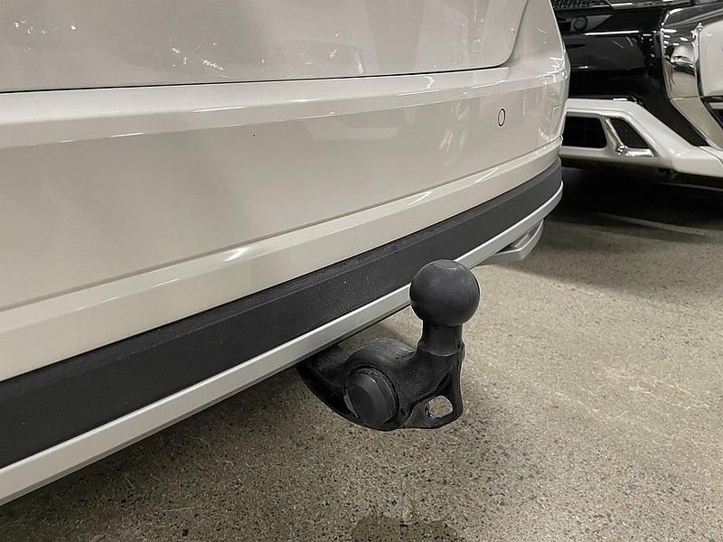 Begagnad Skoda Octavia Scout 150 HK (110 kW) 2022 Vit Kombi