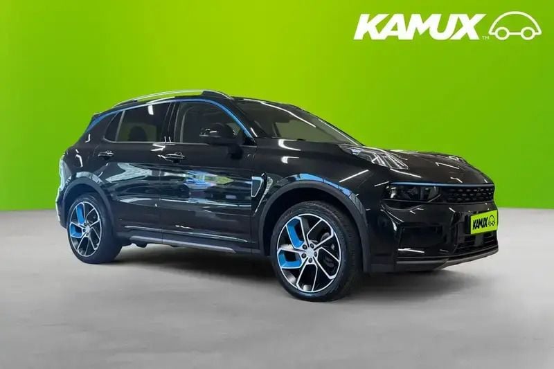 Svart Begagnad 2022 Lynk & Co 01 SUV | 294 700 kr (Marknadspris) - Bild 1/4