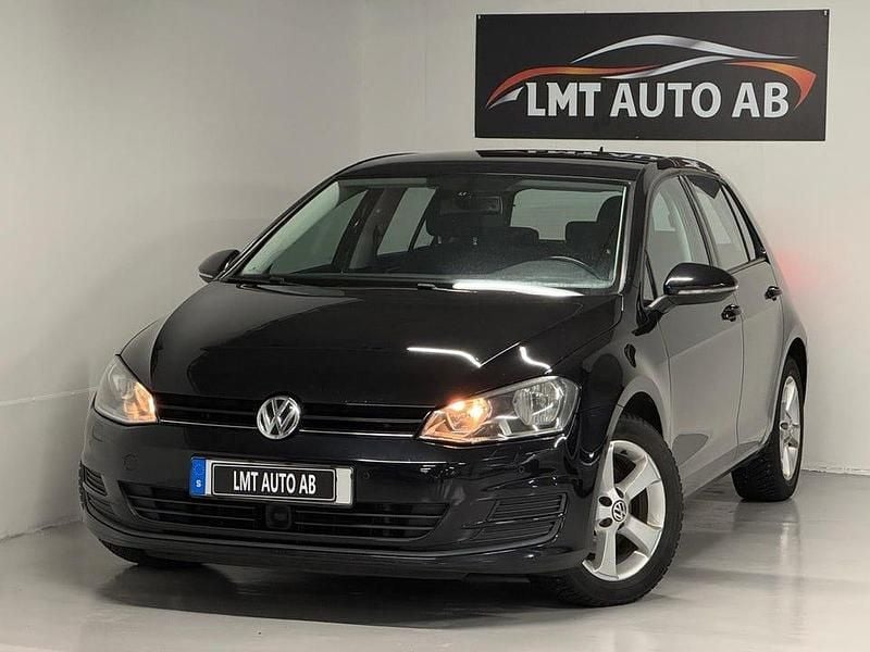 Svart Begagnad 2012 VW Golf VII Halvkombi | 99 900 kr (Lite dyr) - Bild 1/4