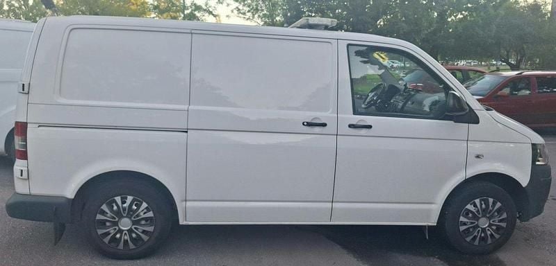 Vit Begagnad 2012 VW T5 Van | 78 000 kr (Superpris) - Bild 1/4