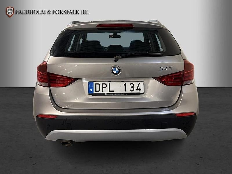 Begagnad BMW X1 143 HK (105 kW) 2012 Grå SUV
