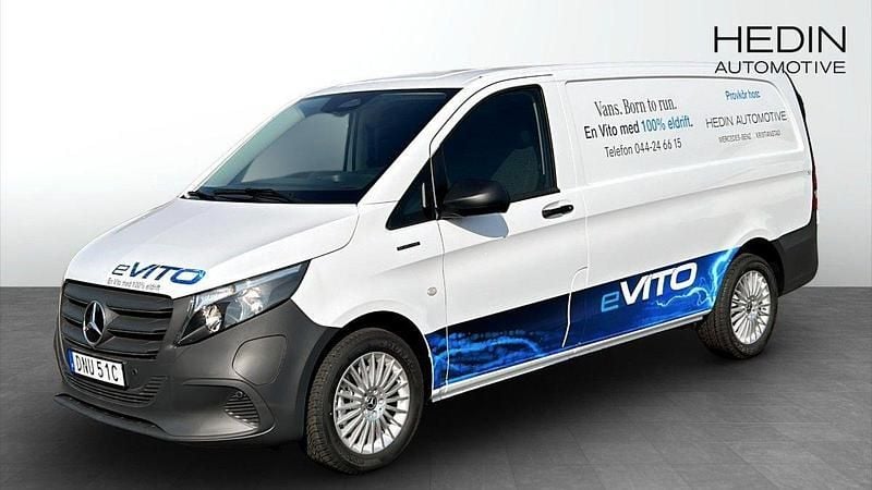 Vit Begagnad 2024 Mercedes e-Vito Van | 562 375 kr - Bild 1/4