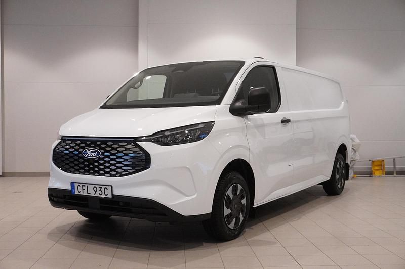 Ny Ford E-Transit 2026 Vit Van