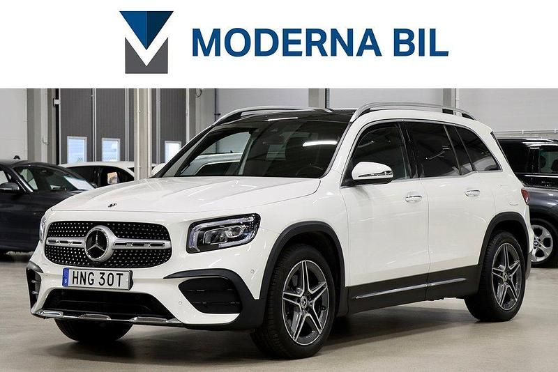 Vit Begagnad 2022 Mercedes GLB200 AMG SUV | 424 900 kr (Marknadspris) - Bild 1/4