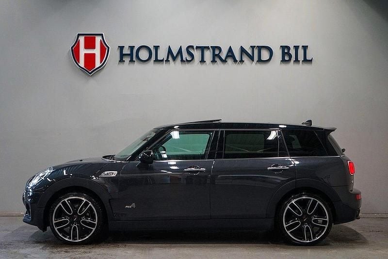 Grå Begagnad 2018 Mini John Cooper Works Clubman Chili Kombi | 239 902 kr (Dyr) - Bild 1/4