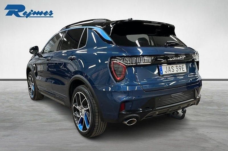 Begagnad Lynk & Co 01 180 HK (132 kW) 2023 Blå SUV