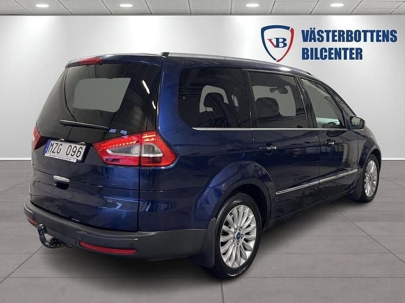 Begagnad Ford Galaxy Titanium 140 HK (102 kW) 2013 Blå Minibuss