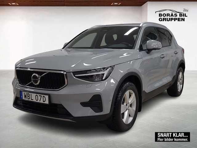 Begagnad 2025 Volvo XC40 SUV | 369 000 kr (Marknadspris) - Bild 1/1