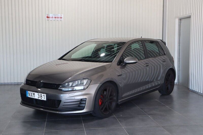 Grå Begagnad 2013 VW Golf VII GTD Halvkombi | 169 900 kr (Dyr) - Bild 1/4