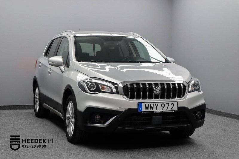 Silver Begagnad 2017 Suzuki SX4 S-Cross SUV | 89 800 kr (Marknadspris) - Bild 1/4