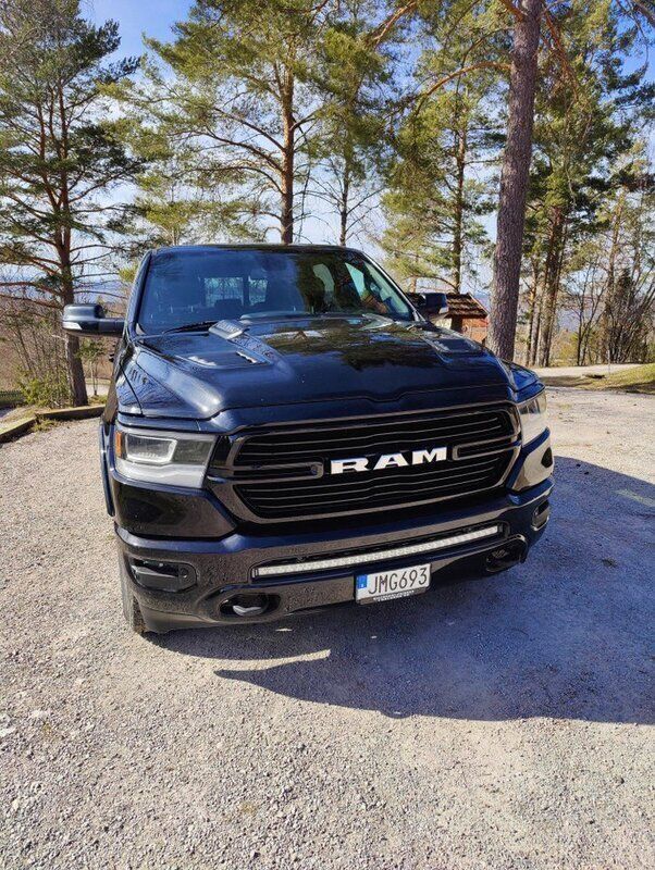 Begagnad 2019 RAM 1500 Pickup | 430 000 kr - Bild 1/4