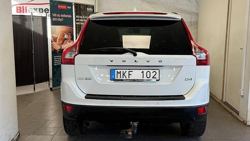 Begagnad Volvo XC60 Momentum 163 HK (119 kW) 2012 Vit SUV