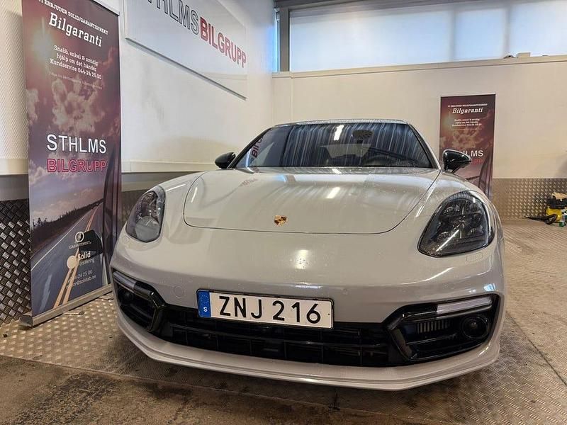 Begagnad Porsche Panamera GTS Sport Turismo 460 HK (338 kW) 2019 Vit Sedan