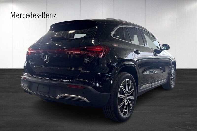 Ny Mercedes EQA250+ AMG line 139 kW (190 HK) 2026 SUV