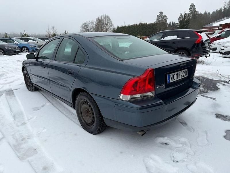 Begagnad Volvo S60 140 HK (102 kW) 2005 Blå Sedan