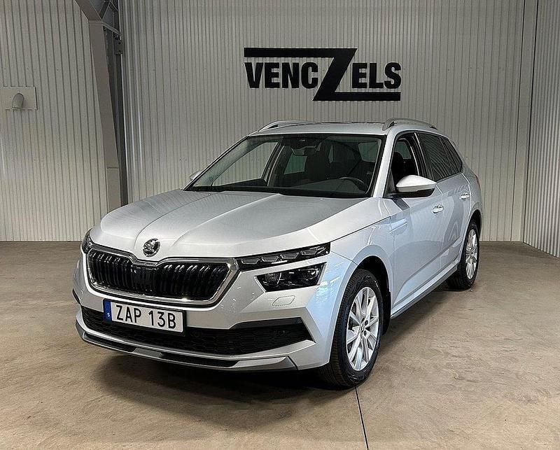 Silver Begagnad 2022 Skoda Kamiq Adventure SUV | 229 000 kr (Marknadspris) - Bild 1/4