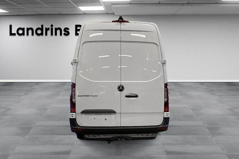Ny Mercedes E-Sprinter 150 kW (204 HK) 2025 Vit Van