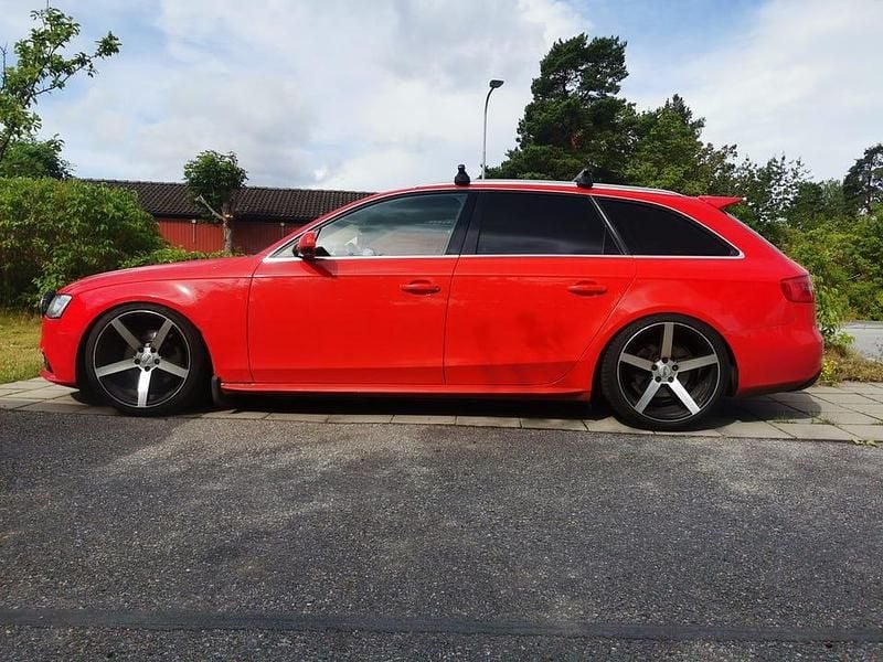 Röd Begagnad 2013 Audi A4 Kombi | 33 000 kr (Superpris) - Bild 1/4