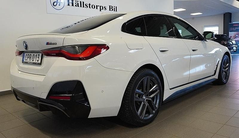 Begagnad BMW i4 M Sport 442 kW (601 HK) 2024 Vit Sedan