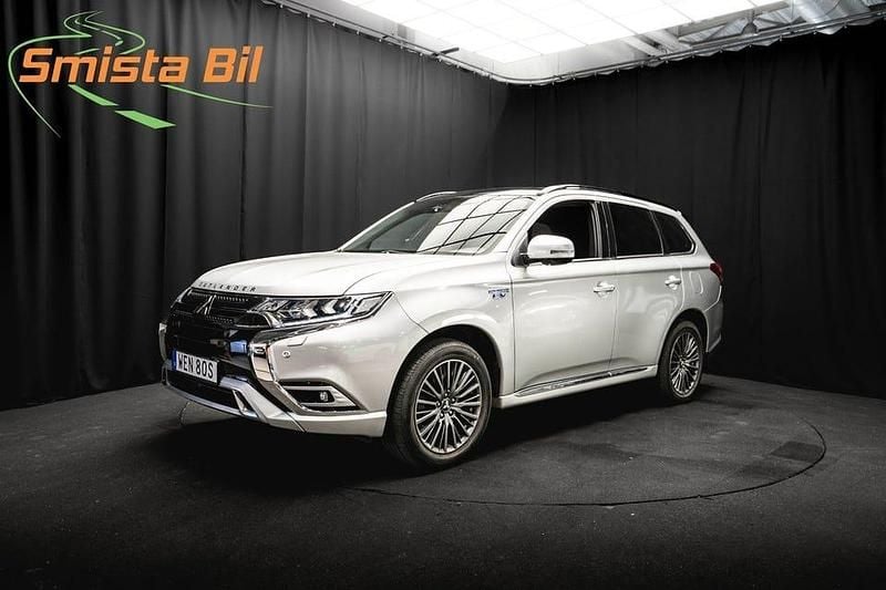 Silver Begagnad 2020 Mitsubishi Outlander Edition SUV | 268 900 kr - Bild 1/3