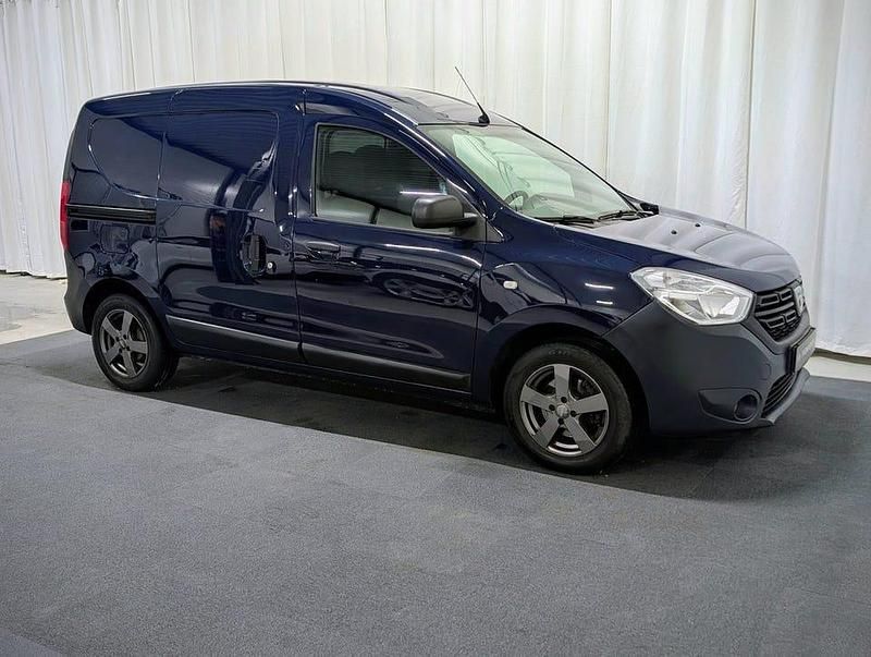 Begagnad Dacia Dokker Express 116 HK (85 kW) 2018 Blå Van