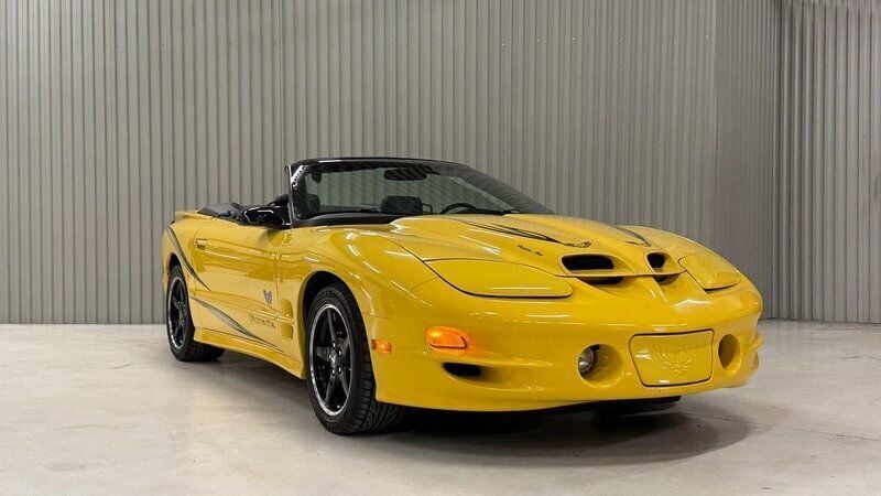 Gul Begagnad 2002 Pontiac Trans Am Cab | 299 000 kr - Bild 1/4