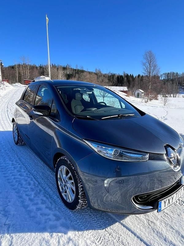Begagnad Renault Zoe 80 kW (109 HK) 2019 Halvkombi
