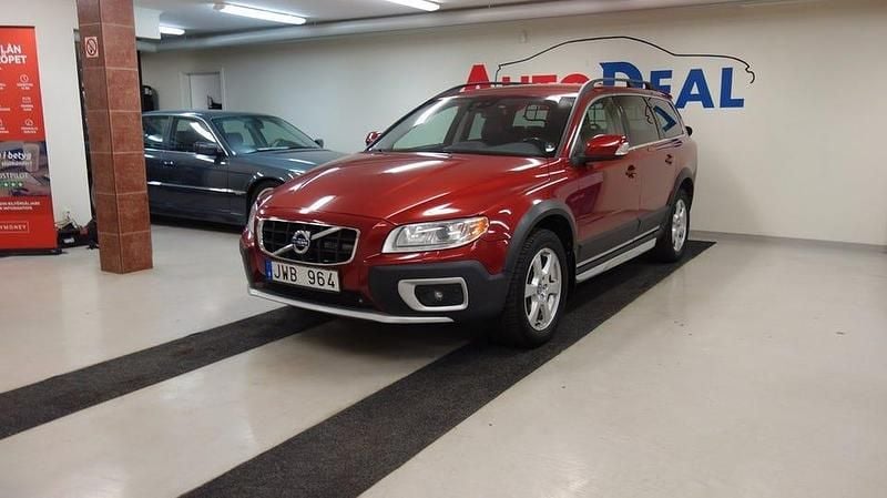 Röd Begagnad 2012 Volvo XC70 Summum Kombi | 114 900 kr (Bra pris) - Bild 1/4
