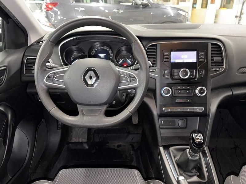 Begagnad Renault Mégane III 101 HK (74 kW) 2016 Svart