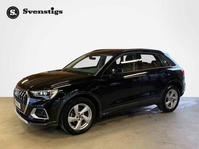 Begagnad Audi Q3 Advanced Plus 150 HK (110 kW) 2022 Svart SUV