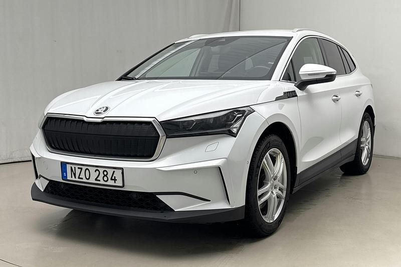 Vit Begagnad 2022 Skoda Enyaq iV SUV | 314 900 kr (Bra pris) - Bild 1/4