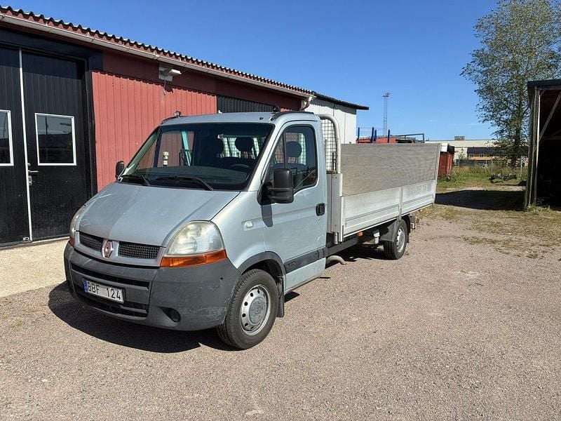 Silver Begagnad 2006 Renault Master Van | 50 000 kr - Bild 1/4