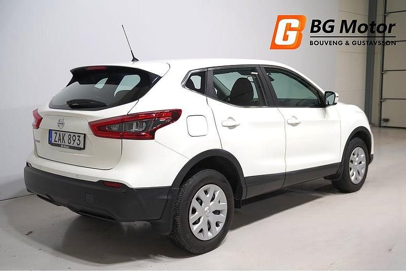 Begagnad Nissan Qashqai 116 HK (85 kW) 2017 Vit SUV