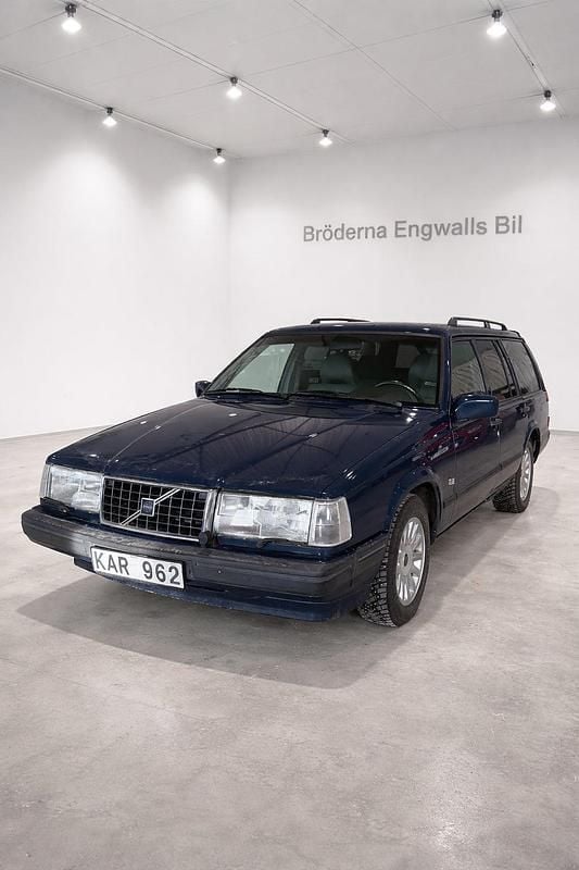 Begagnad Volvo 940 165 HK (121 kW) 1998 Blå Kombi