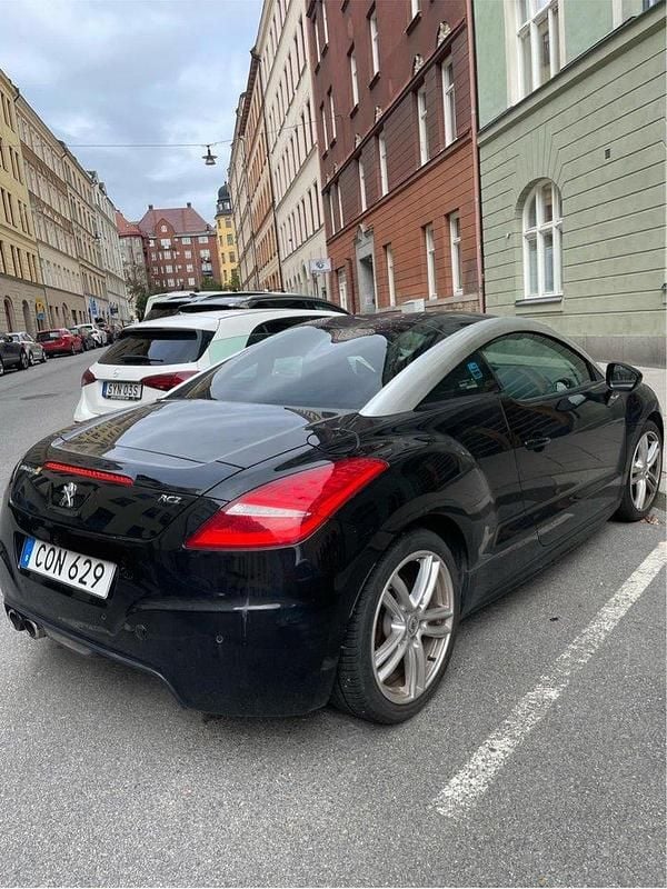 Svart Begagnad 2011 Peugeot RCZ Sportkupé | 92 000 kr (Marknadspris) - Bild 1/4