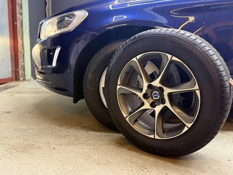 Begagnad Volvo XC60 Ocean Race 150 HK (110 kW) 2016 Blå SUV