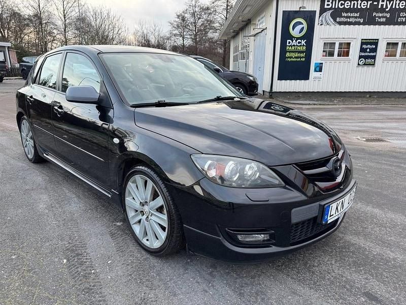 Svart Begagnad 2007 Mazda 3 Halvkombi | 69 900 kr - Bild 1/4